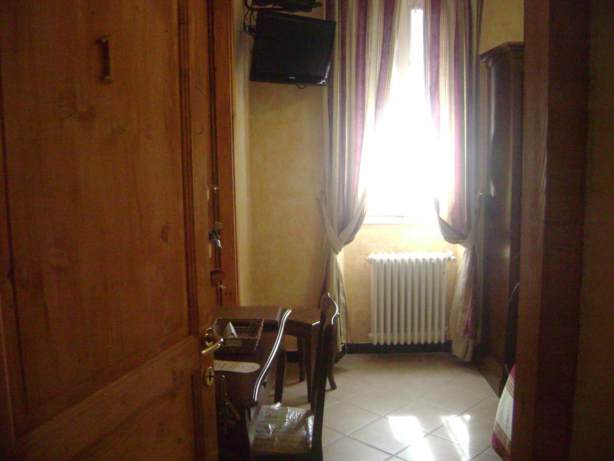 La Finestrella Di Montalto Locanda Бадалуко Екстериор снимка